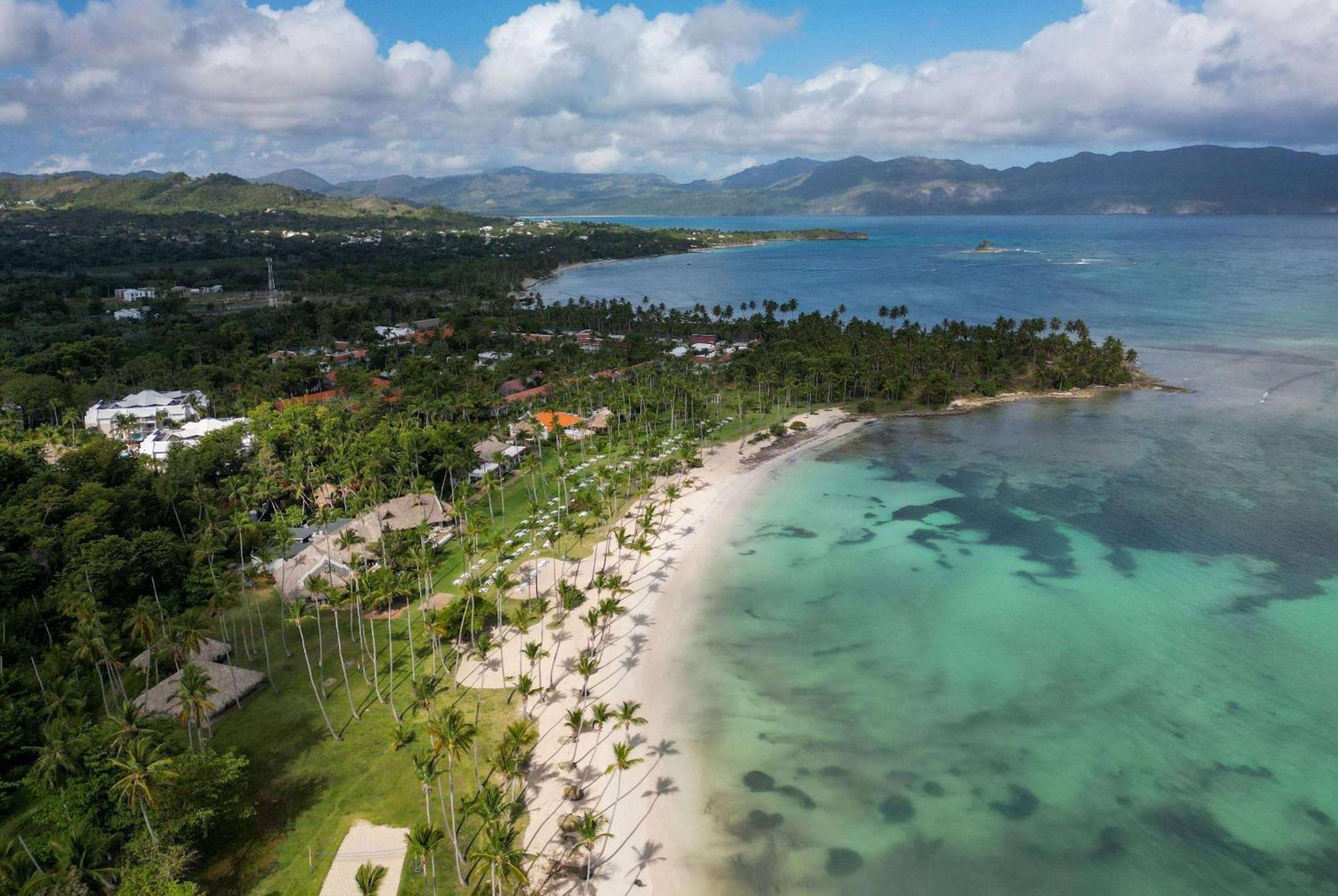 Wyndham Alltra Samana All Inclusive Resort Bagian luar foto