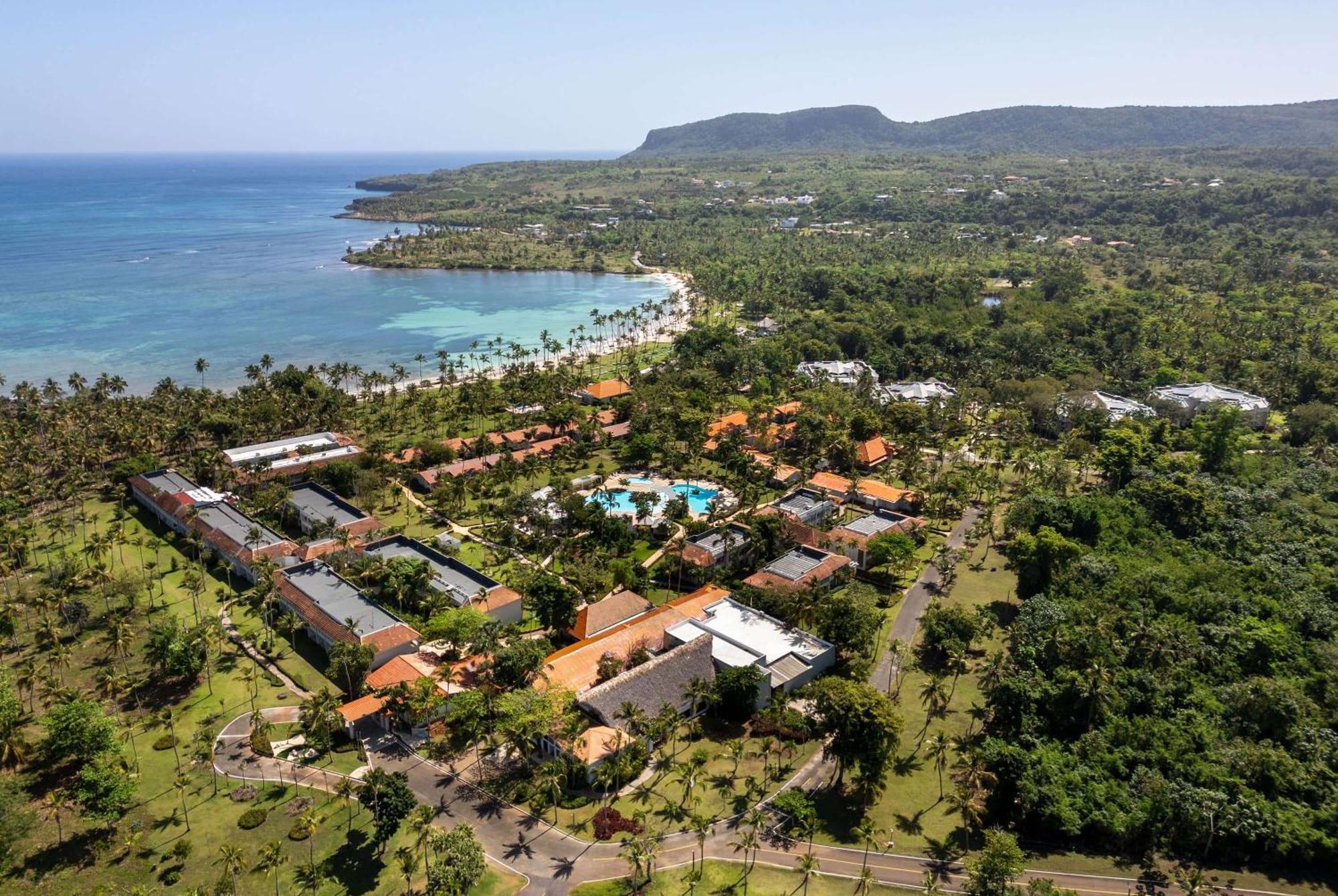 Wyndham Alltra Samana All Inclusive Resort Bagian luar foto